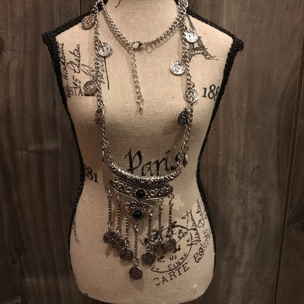 8/$25💐🌸🌺 costume jewelry